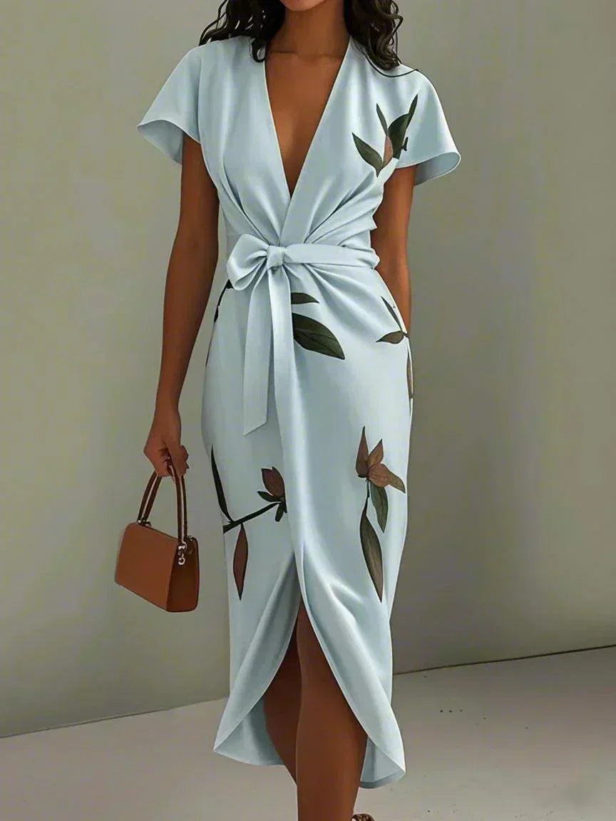 Harper™ | Dress with Elegant Line